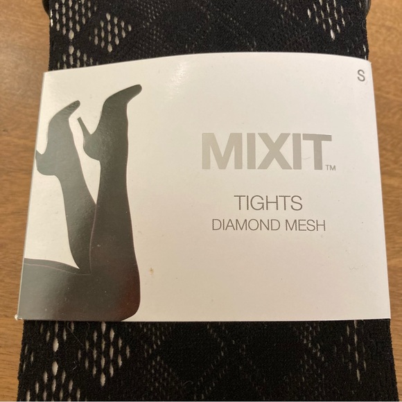 5/$15 NWT Mixit Black Tights - Diamond Mesh Pattern Small - Picture 2 of 7